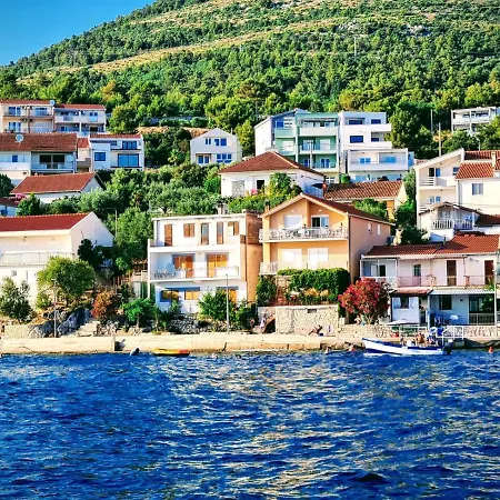 Mustapic Apartamento *